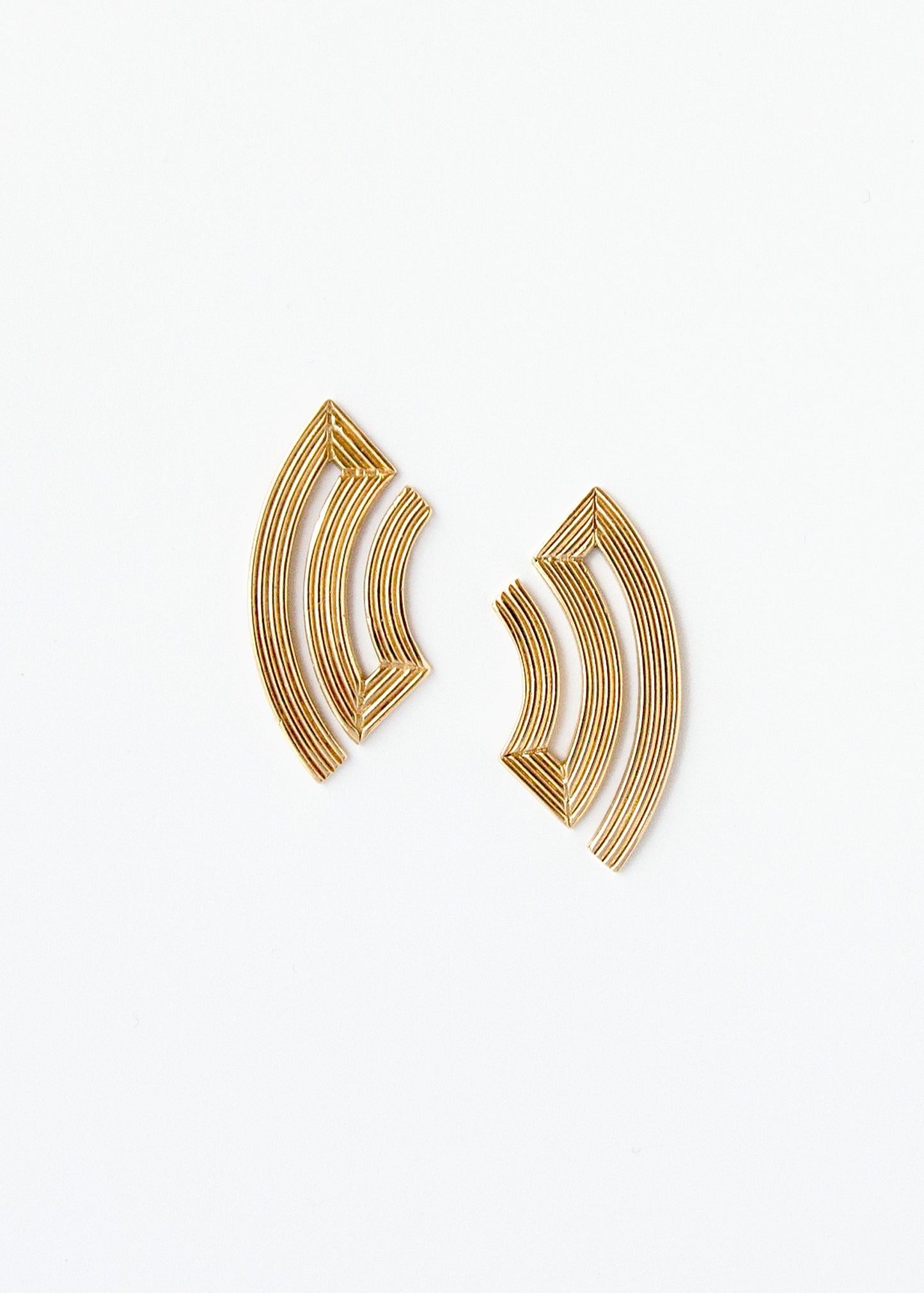 Meandering Arc Earrings